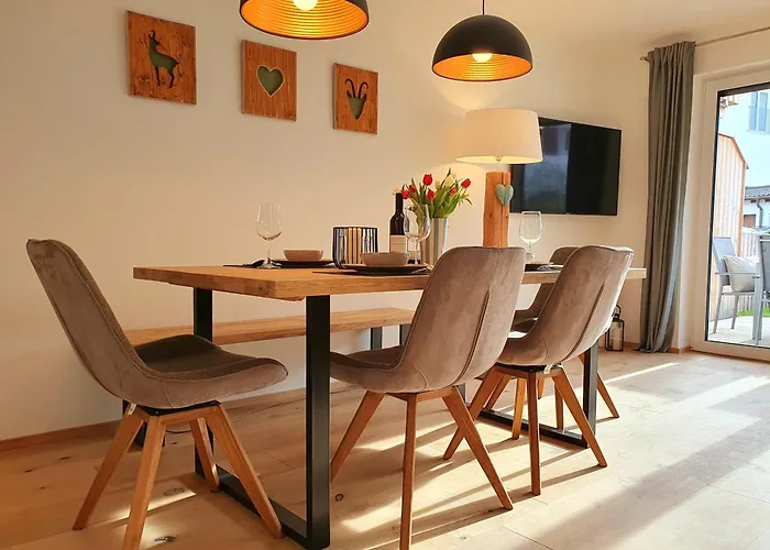 Berger Mit Eigenen Whirlpool Im Garten Будинок відпочинку Гарміш-Партенкірхен