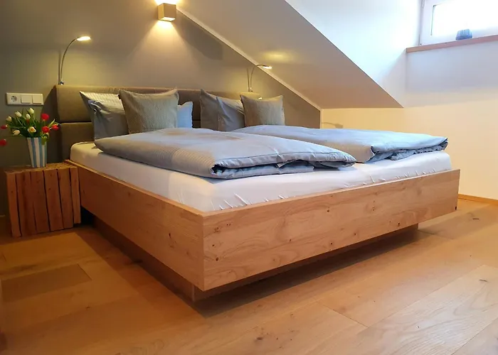 Berger Mit Eigenen Whirlpool Im Garten