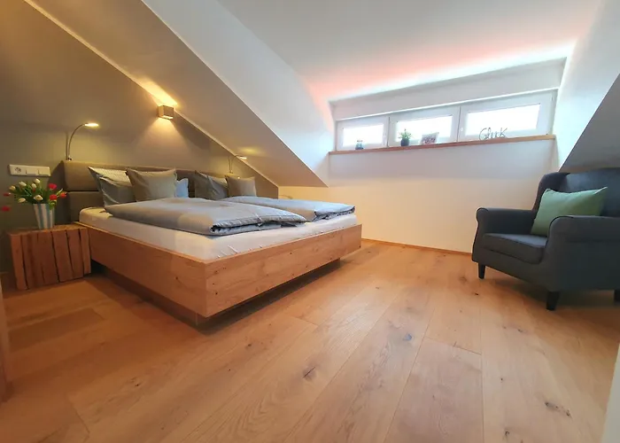 Будинок відпочинку Berger Mit Eigenen Whirlpool Im Garten Гарміш-Партенкірхен